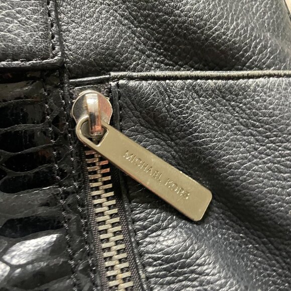 Michael Kors Women's Crossbody Shoulder Bag Pebbled Leather Python Snake Black - Picture 5 of 12